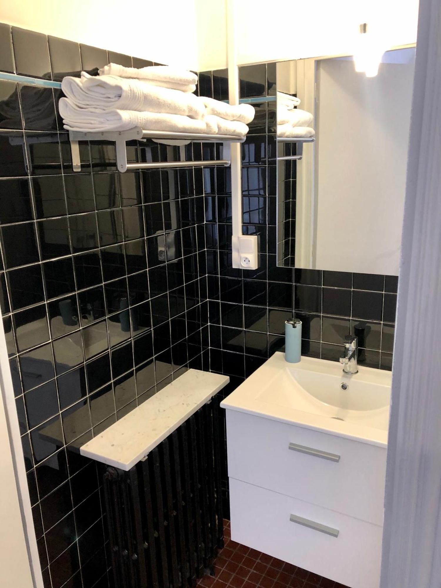 Grand Appartement De Standing "Reve Du Soir" De 170 M2 350 M De La Gare 루르드 외부 사진